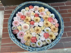 明日は出勤！